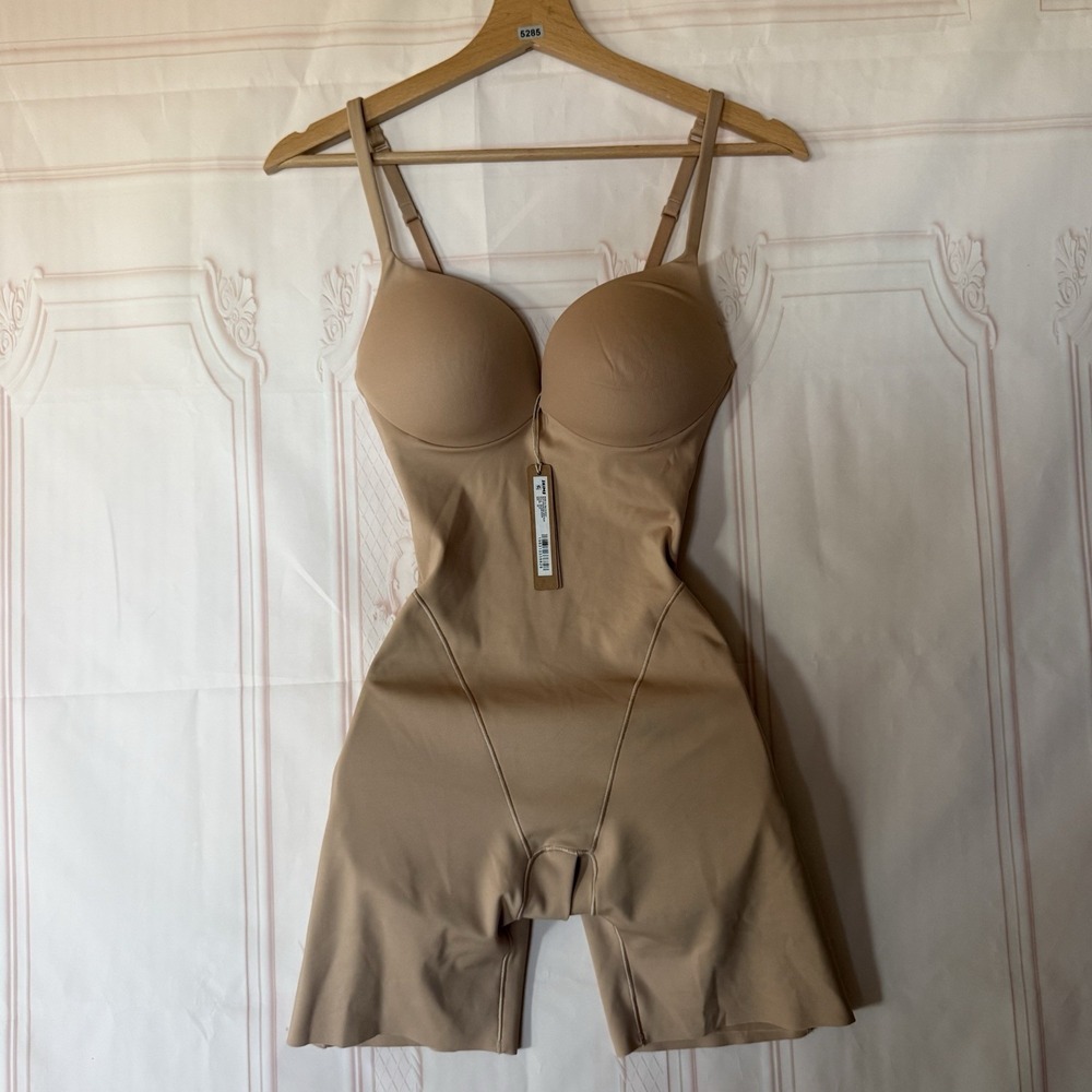 SKIMS Ultimate Body Push Up Butt & Hip Pad Mid-thigh Bodysuit Clay Sz XS NWT